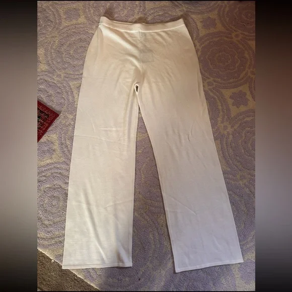 St. John White Knit pants